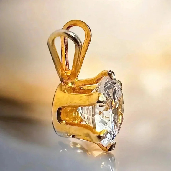 Vintage Estate Crystal Solitaire Pendant - Picture 7 of 9